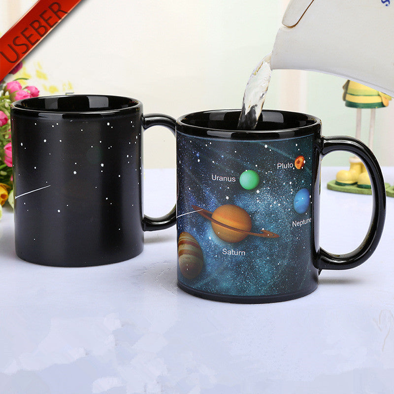 HEAT-CHANGING GALAXY MUGS